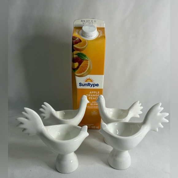 Symphony Other - Set a four porcelain chicken egg cups